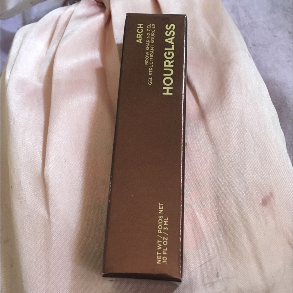 Hourglass Arch Brow Gel in Clear